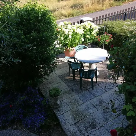 D'hotes Le Pavillon Du Charme Bed and breakfast