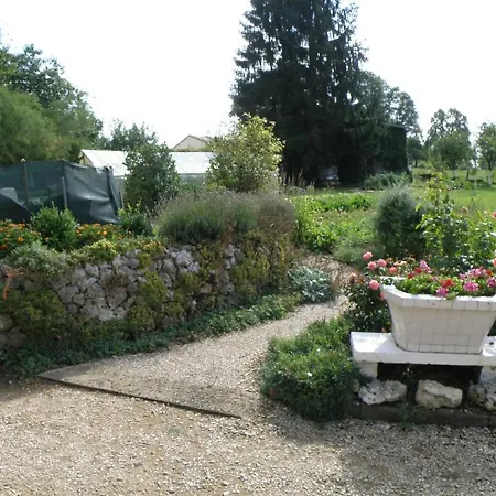 D'hotes Le Pavillon Du Charme Bed & Breakfast *