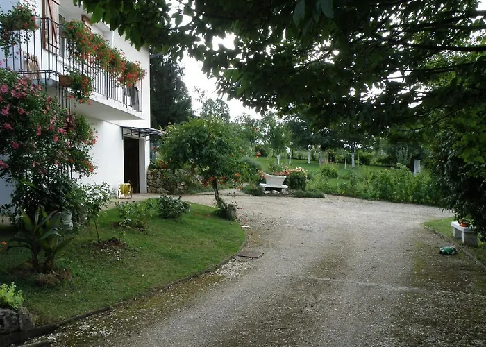 Bed & Breakfast D'hotes Le Pavillon Du Charme